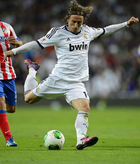 库里刷爆纪录轰38分+9记三分，格兰特8中0躺赢，开拓者双杀勇士