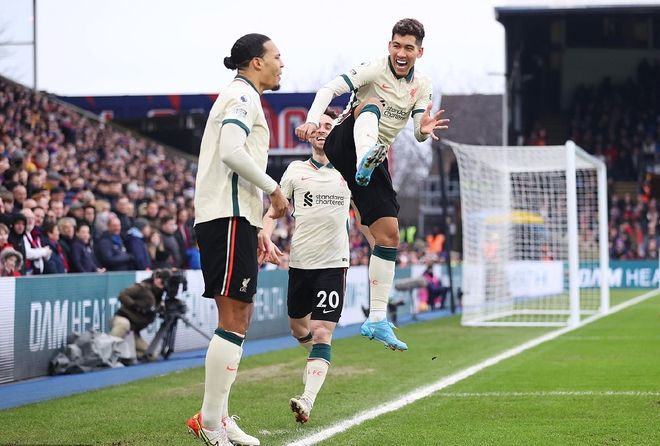 斯洛特帅位悬了？利物浦换帅传闻反转，关键战成救命稻草