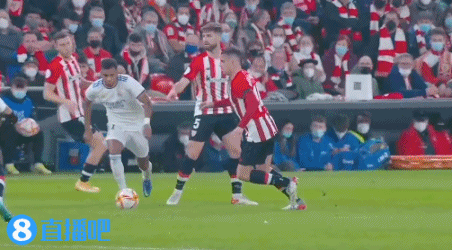 天妒英才，国米旧将范赫斯登转投西协甲后生涯第三度遭遇ACL受伤