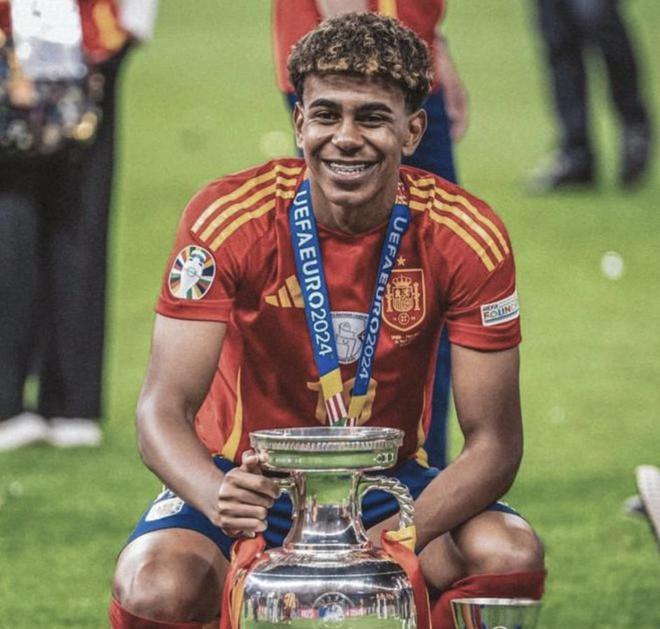 基米希：球队上半场表现不错，卡尔理应入选德国国家队