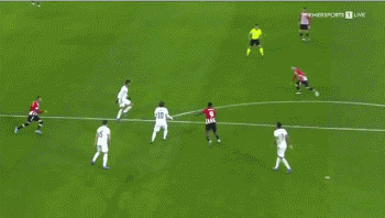 弗兰克·桑切斯与小理查德·托雷斯将进行重量级拳王资格赛，双方已达成协议，但进展缓慢。